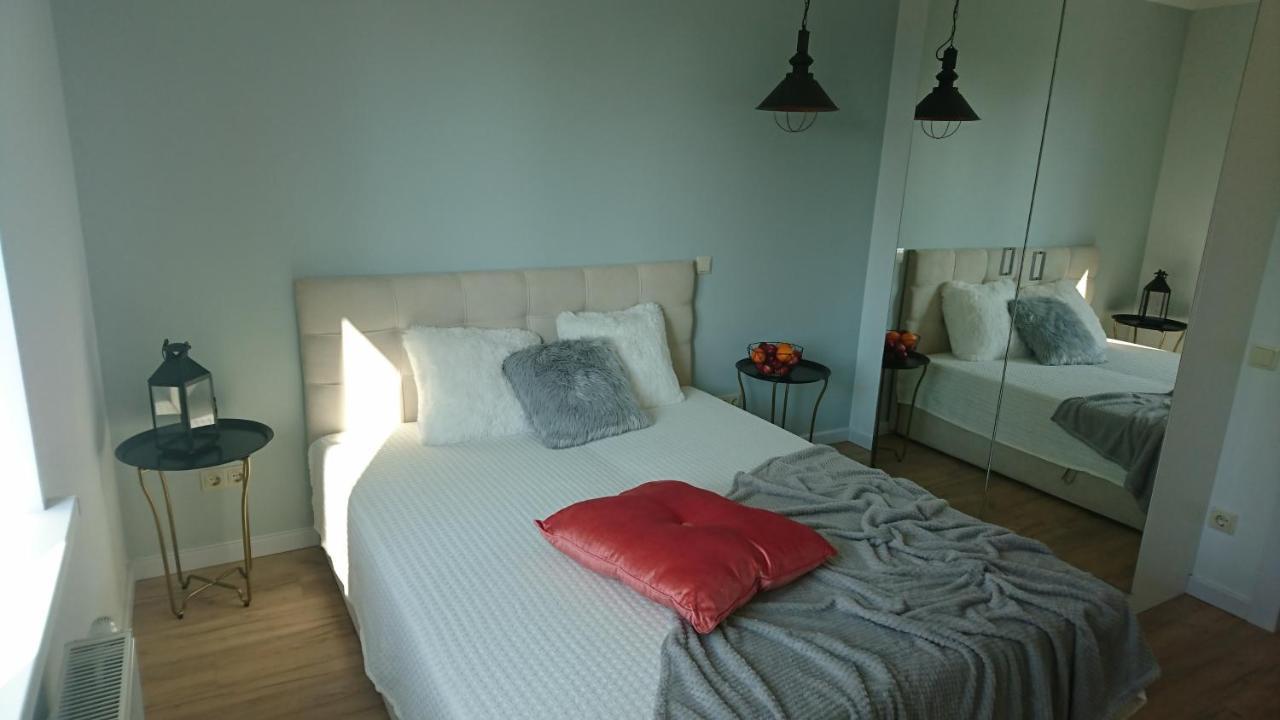 Villa Florance Apartments With Terraces & Parking Ventspils Exterior foto