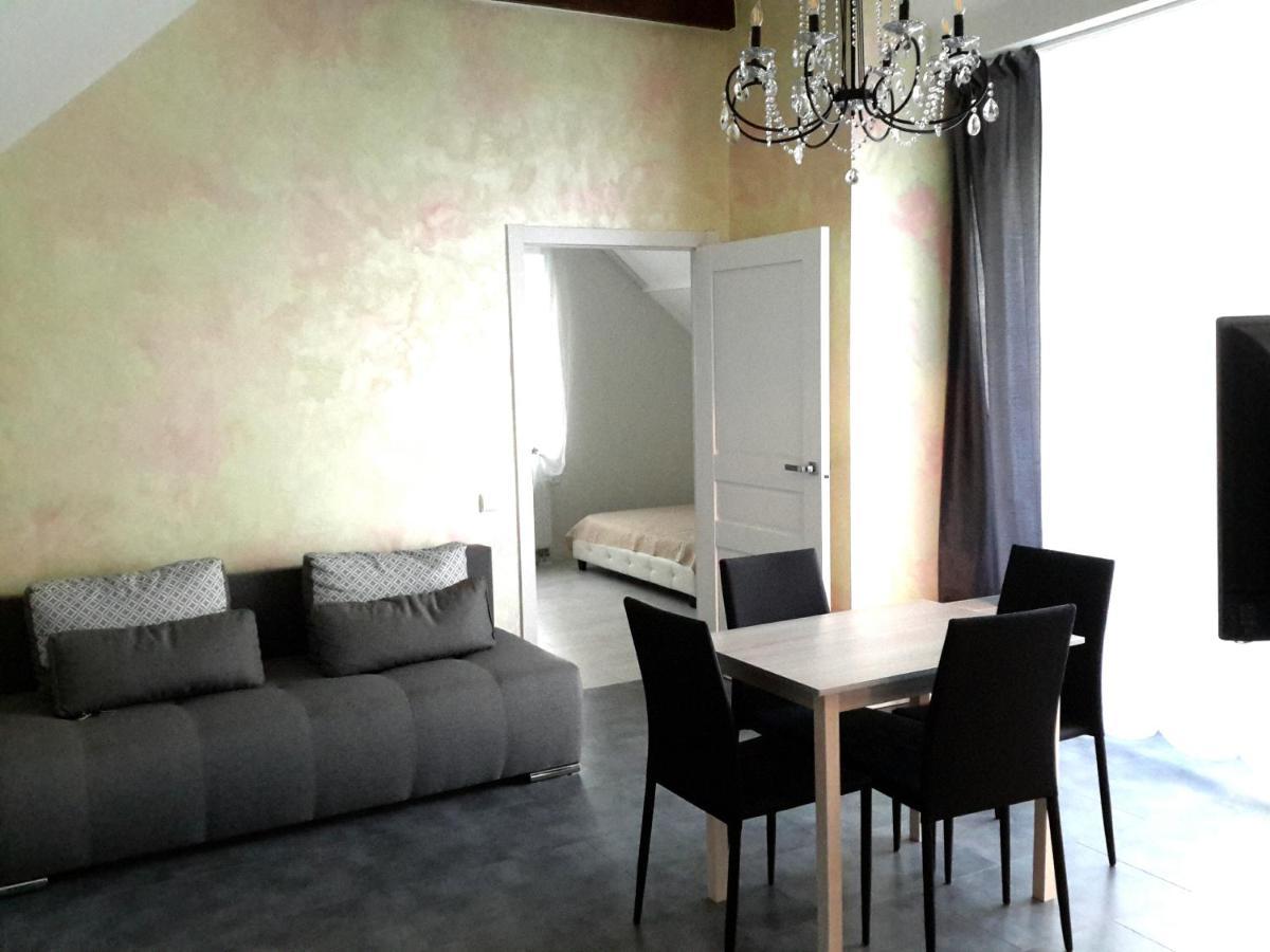 Villa Florance Apartments With Terraces & Parking Ventspils Exterior foto