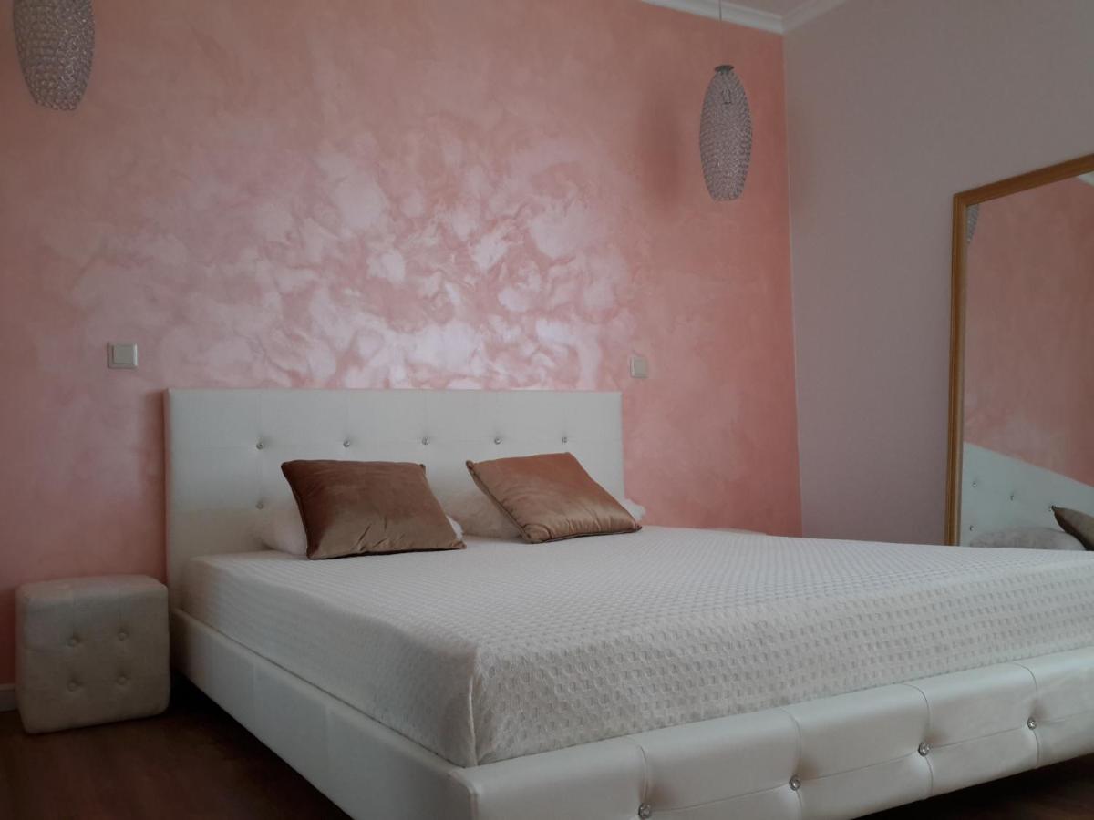 Villa Florance Apartments With Terraces & Parking Ventspils Exterior foto