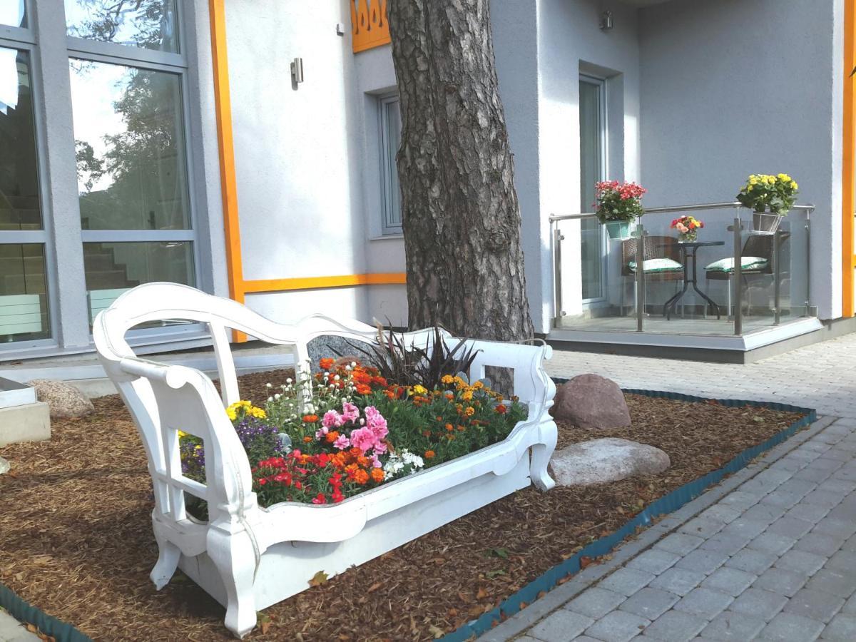 Villa Florance Apartments With Terraces & Parking Ventspils Exterior foto