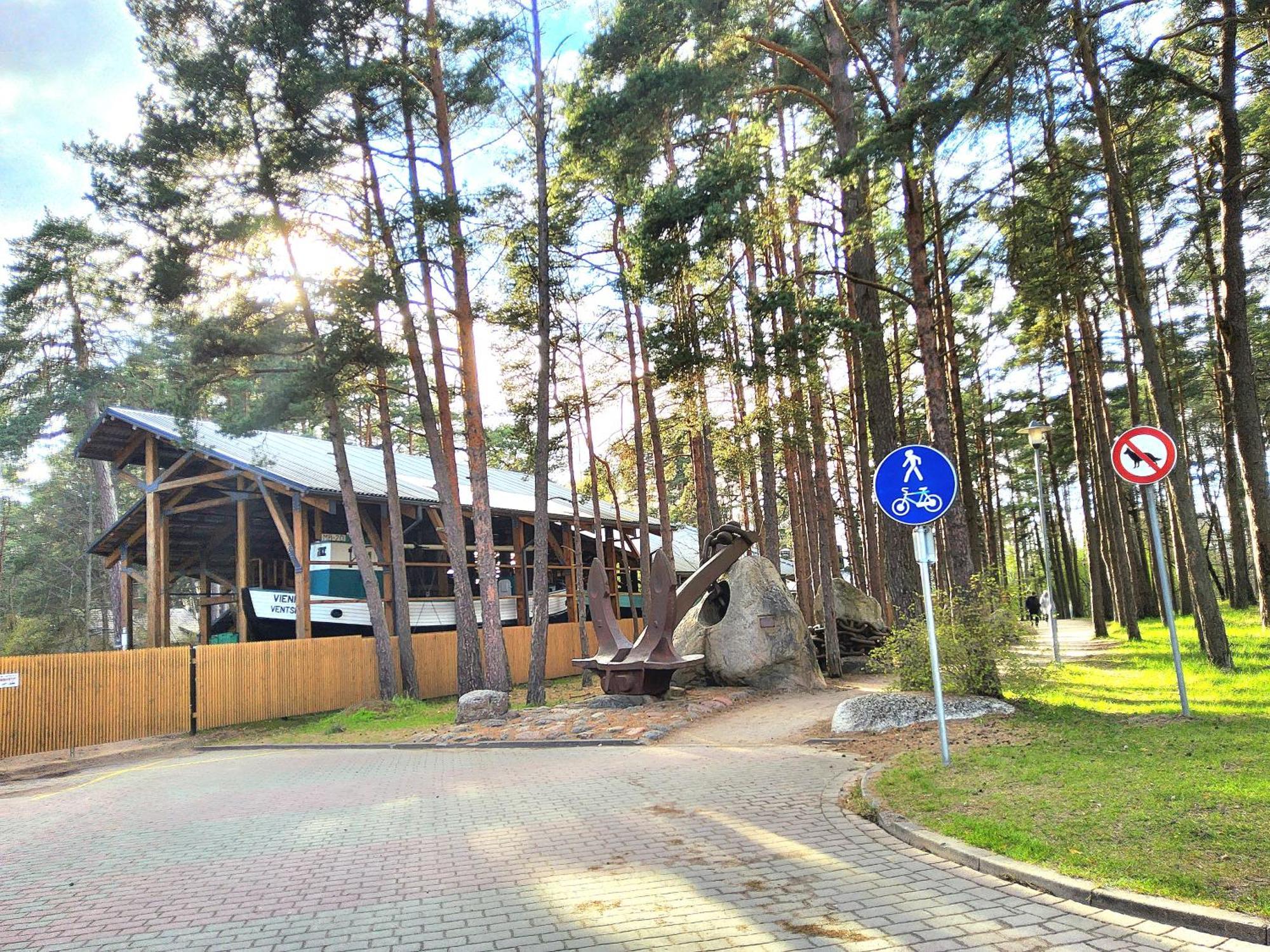 Villa Florance Apartments With Terraces & Parking Ventspils Exterior foto